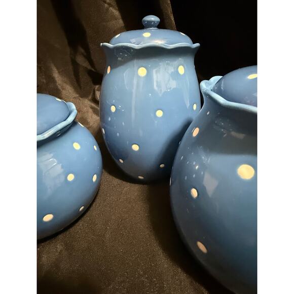 TEMP-TATIONS by TARA STONEWARE CANISTERS- Polka Dots - 1.3qt, 1.7qt & 2qt - Picture 8 of 12